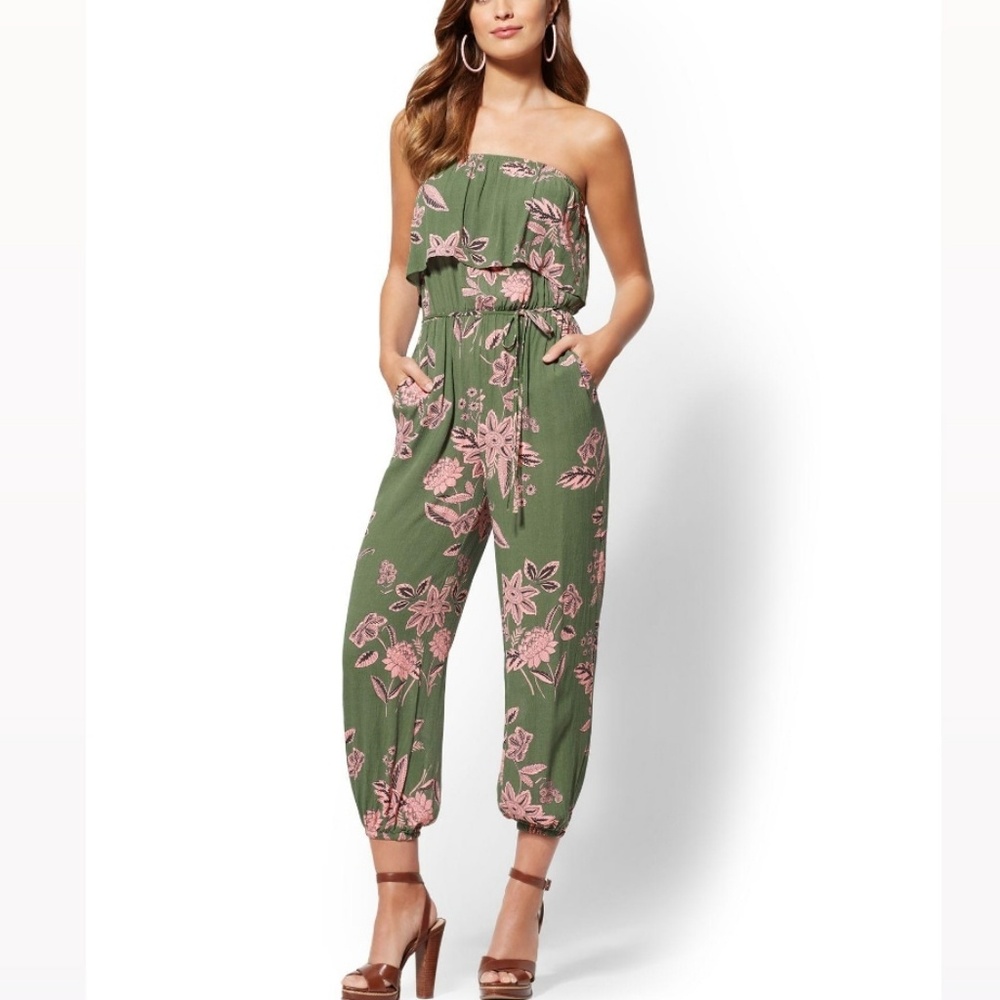 New/Never Worn New York  and Company Jumpsuit
